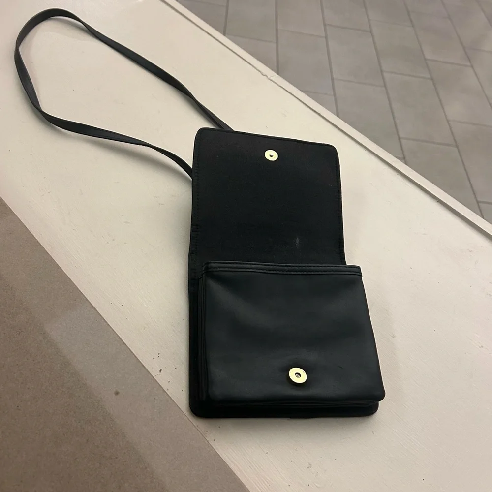 Classic Black Leather Men's Bag-Gorgeous soft leather! ❤️one of my favorites